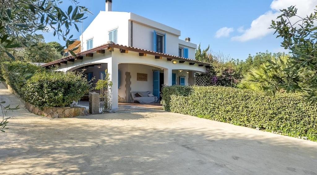 Josephine Con Piscina E Parco Per 8 Ospiti Villa Alghero